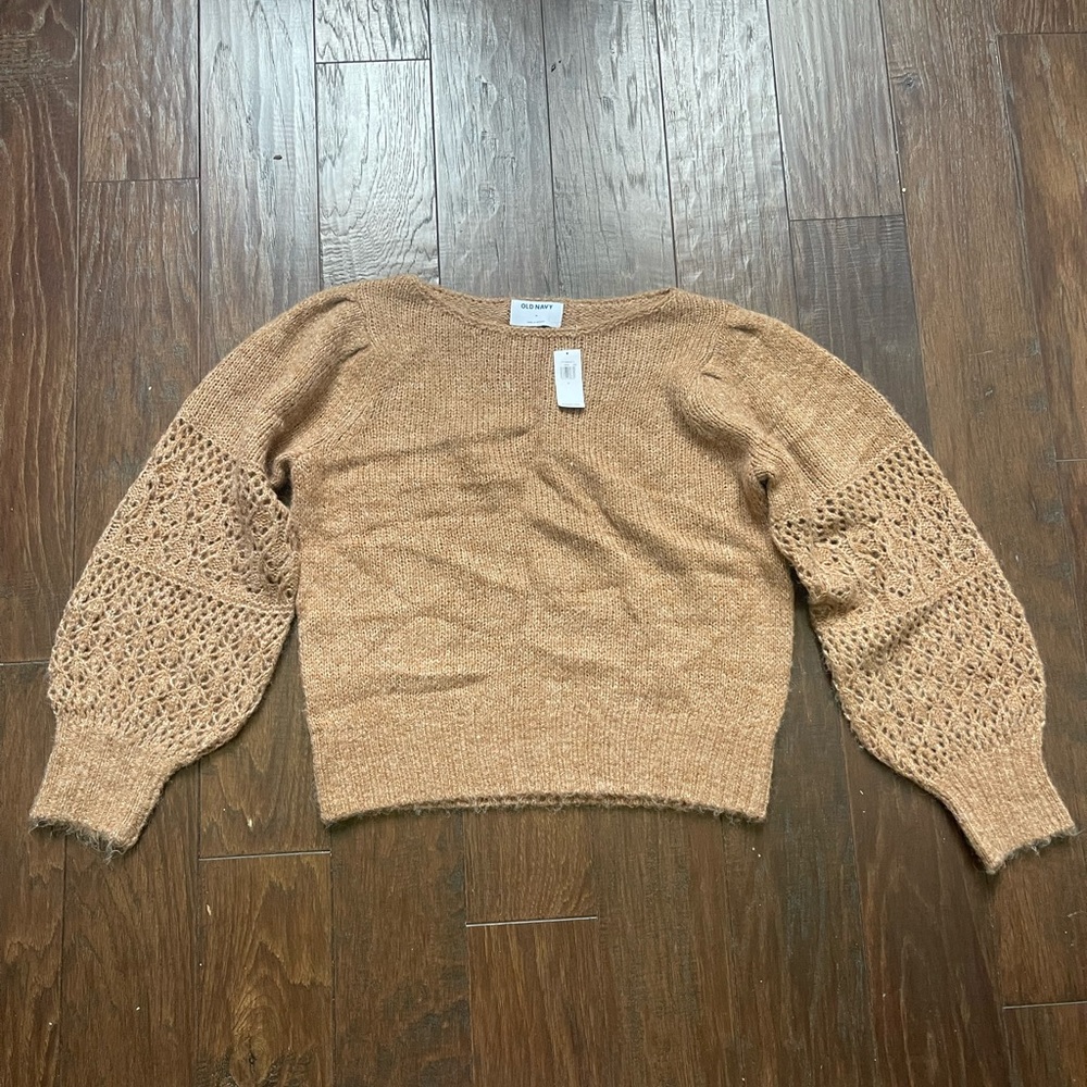 Women’s Old Navy size medium brown sweater